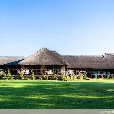 Nkanga Lodge Accommodation & Venue ケンプトンパーク エクステリア 写真